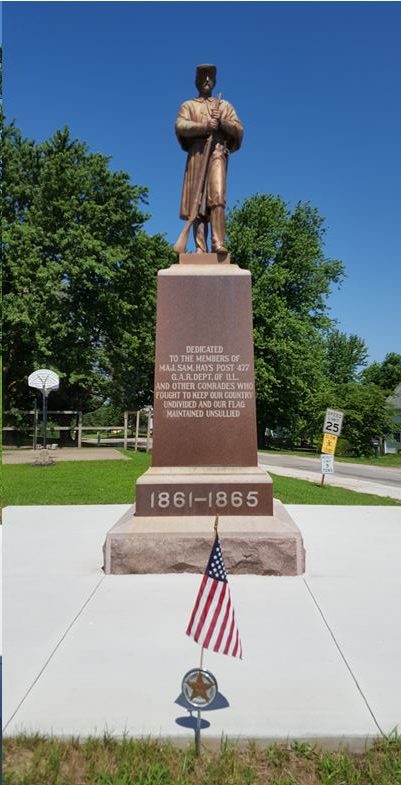 Civil War Monument in Summer Hill, Illinois